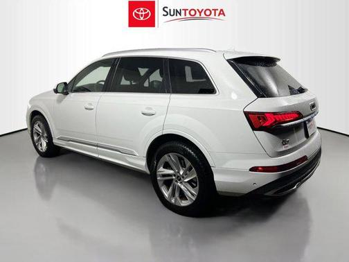 2021 Audi Q7 55 Premium Plus