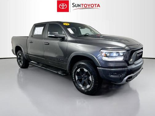 Granite Crystal Metallic Clearcoat 2019 RAM 1500 Rebel