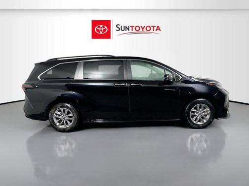 Midnight Black Metallic 2023 Toyota Sienna XLE