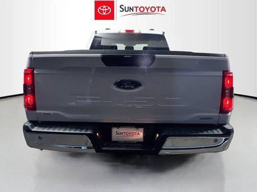 OXFORD WHITE 2023 Ford F-150 XLT