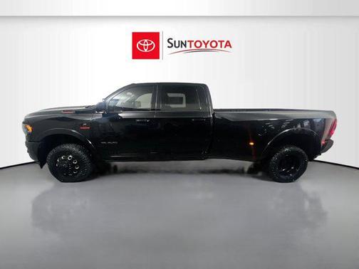 2022 RAM 3500 Limited Crew Cab 4x4 8' Box