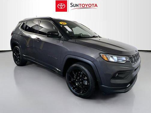 Baltic Gray Metallic Clearcoat 2024 Jeep Compass Latitude