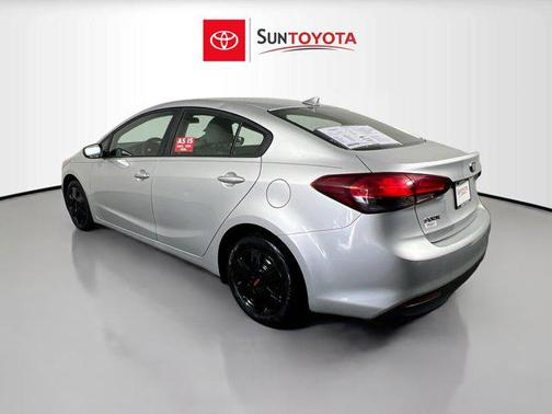 Silky Silver 2017 Kia Forte LX