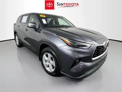 2025 Toyota Highlander LE