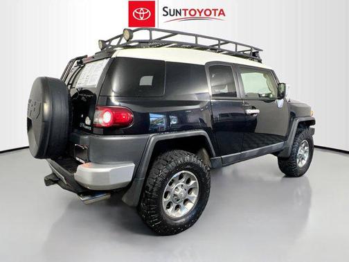 2013 Toyota FJ Cruiser Base