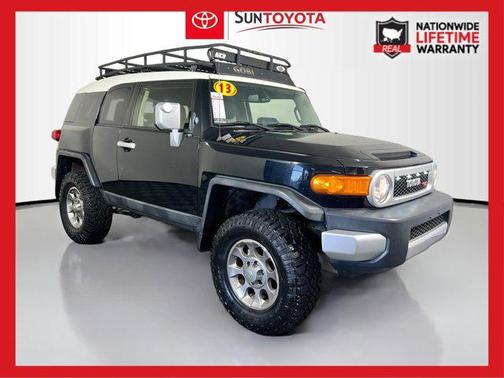 2013 Toyota FJ Cruiser Base