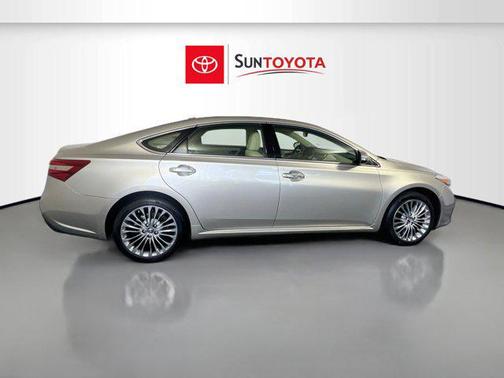 2017 Toyota Avalon Limited