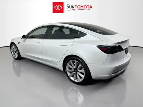 2019 Tesla Model 3 Performance