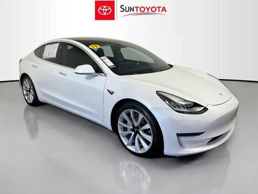 2019 Tesla Model 3 Performance