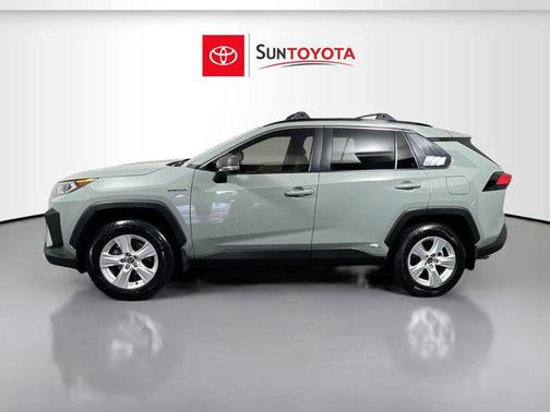 2021 Toyota RAV4 Hybrid XLE