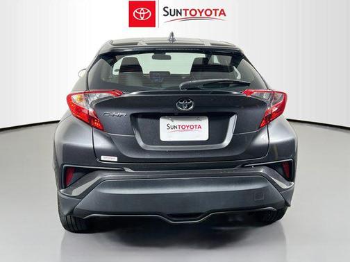 2021 Toyota C-HR LE