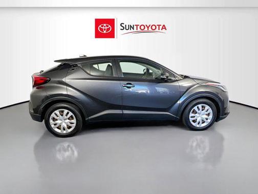 2021 Toyota C-HR LE