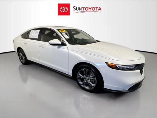 Platinum White Pearl 2024 Honda Accord EX