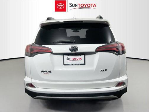 Super White 2016 Toyota RAV4 XLE