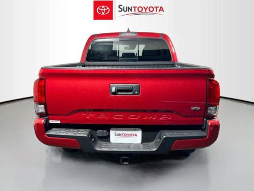 Barcelona Red Metallic 2022 Toyota Tacoma SR5