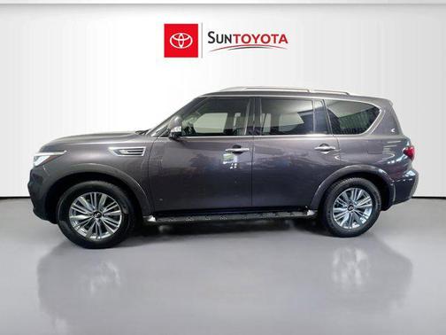 2023 INFINITI QX80 Luxe