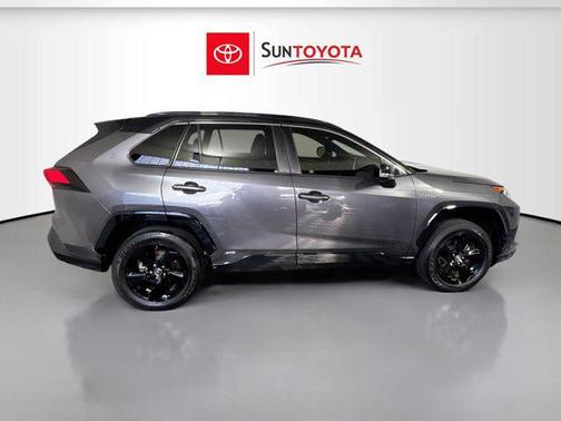 2019 Toyota RAV4 Hybrid SE