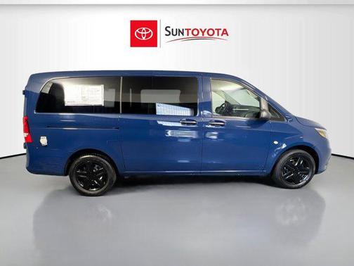 2023 Mercedes-Benz Metris Base