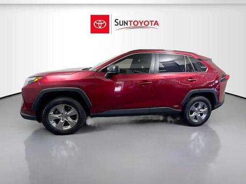 2023 Toyota RAV4 Hybrid SE