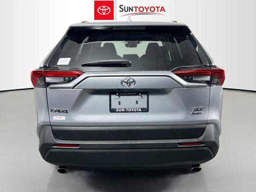 2025 Toyota RAV4 Hybrid XLE Premium