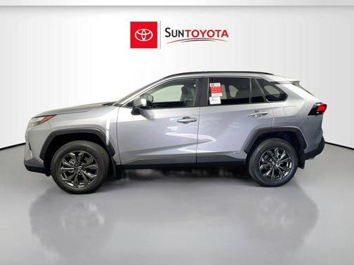 2025 Toyota RAV4 Hybrid XLE Premium