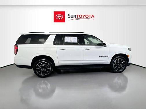 Summit White 2024 Chevrolet Suburban RST