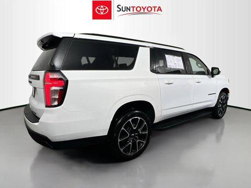 Summit White 2024 Chevrolet Suburban RST