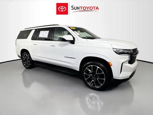 Summit White 2024 Chevrolet Suburban RST