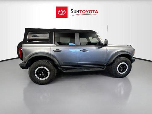 2022 Ford Bronco Black Diamond