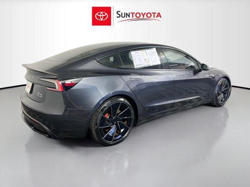 2024 Tesla Model 3 Performance