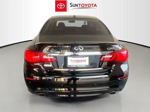 2019 INFINITI Q70L 3.7 LUXE