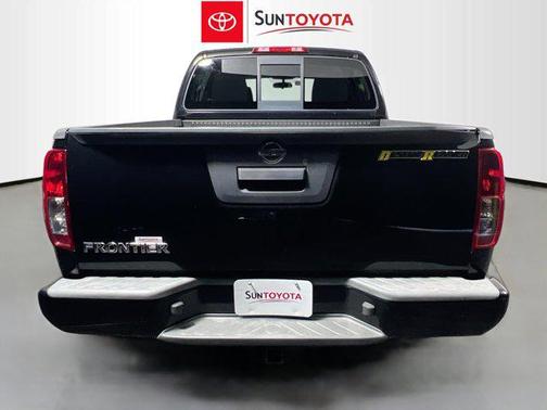 2016 Nissan Frontier Desert Runner