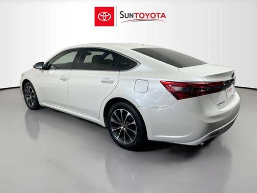 2018 Toyota Avalon XLE Premium