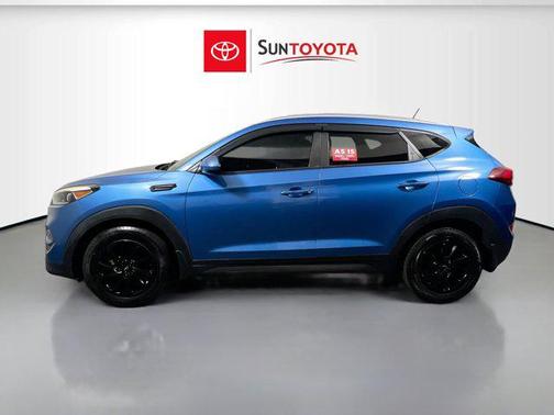 2016 Hyundai TUCSON SE