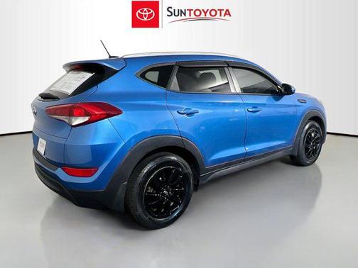 2016 Hyundai TUCSON SE