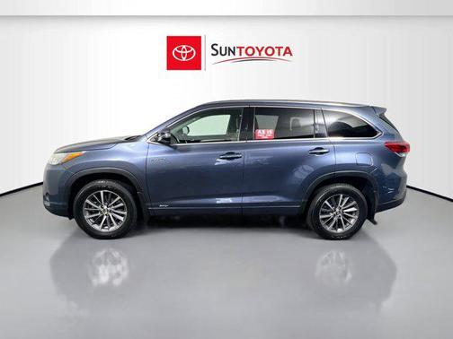 Shoreline Blue Pearl 2018 Toyota Highlander Hybrid XLE