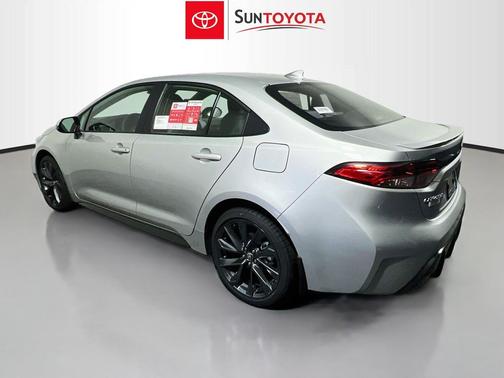 Classic Silver Metallic 2026 Toyota Corolla SE