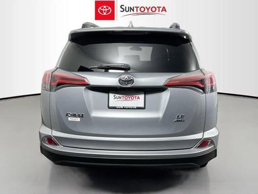 Silver Sky Metallic 2017 Toyota RAV4 LE