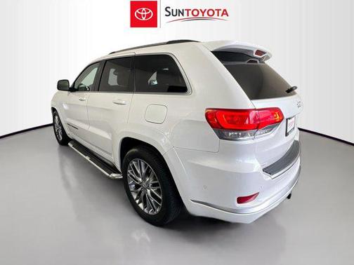 2017 Jeep Grand Cherokee Summit