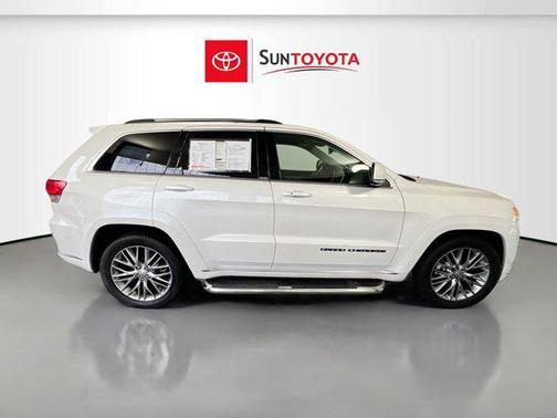 2017 Jeep Grand Cherokee Summit