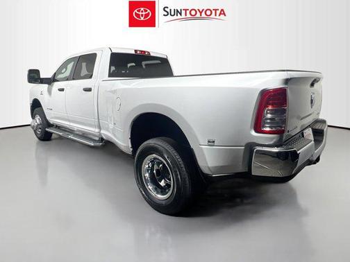 2024 RAM 3500 Big Horn Crew Cab 4x4 8' Box
