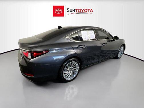 2024 Lexus ES 350 Luxury