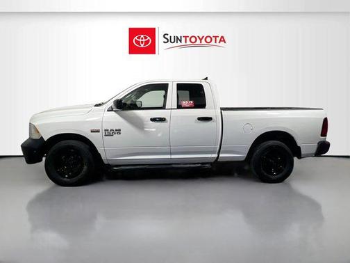 Bright White Clearcoat 2022 RAM 1500 Tradesman