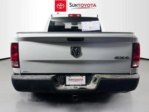 Bright White Clearcoat 2022 RAM 1500 Tradesman
