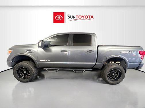 2017 Nissan Titan PRO-4X