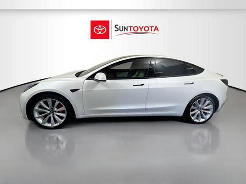 2019 Tesla Model 3 Long Range