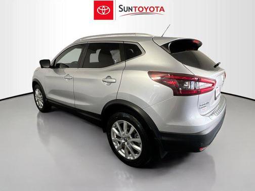 2022 Nissan Rogue Sport SV