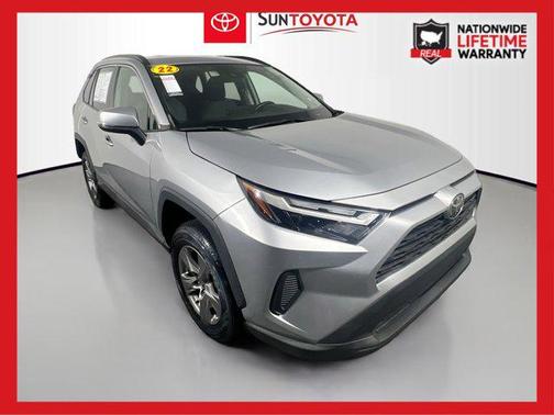 2022 Toyota RAV4 XLE