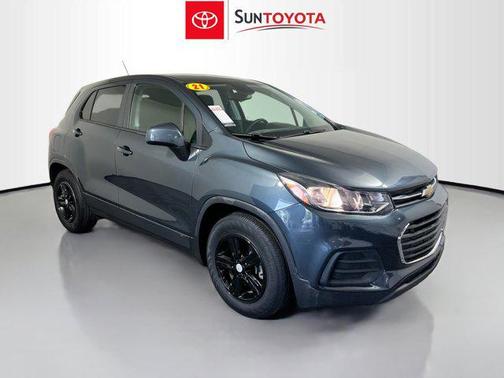 Shadow Gray Metallic 2021 Chevrolet Trax LS