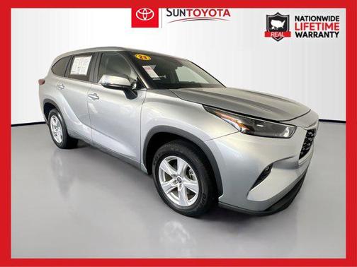 2023 Toyota Highlander LE